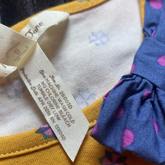 Matilda Jane Gold Star Long-Sleeved Dress.  Excellent condition.  Size 8. - Picture 6 of 8